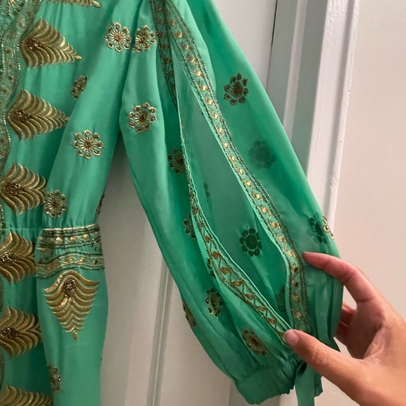 NWT Alice and Olivia Jade/Gold Dress - Picture 6 of 6